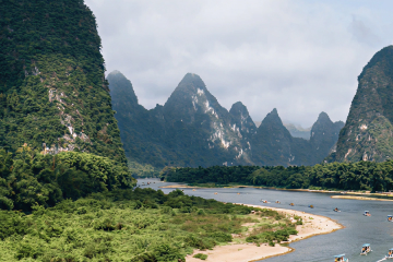 Investing in Asia: How to pick the right funds for growth and income